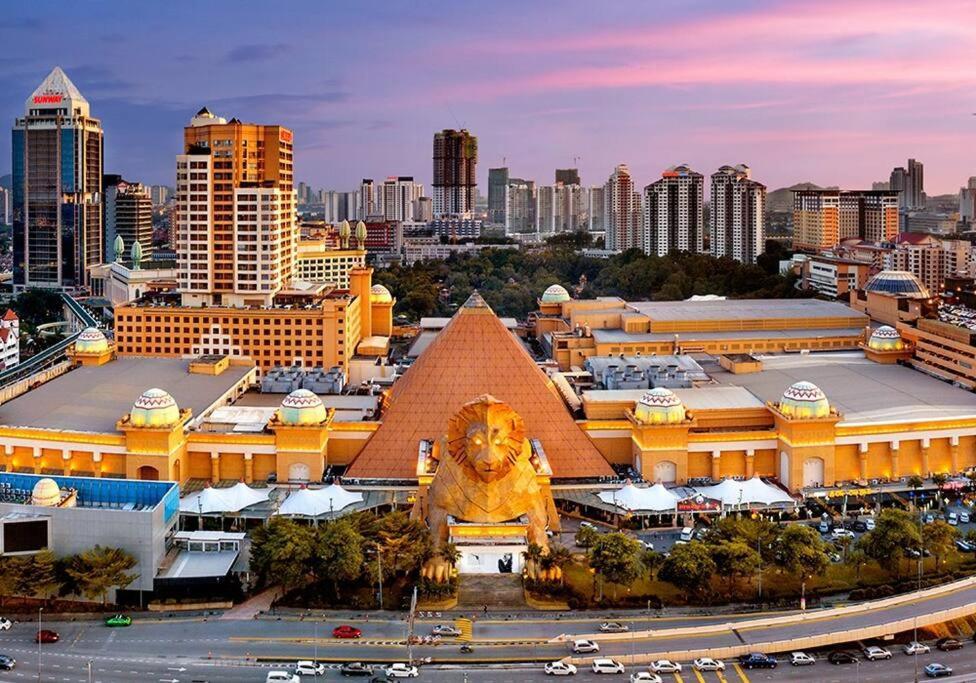 Elegant Homes 9Pax 5Bed Sunway Pyramid-Lagoon 2 Car Park Petaling Jaya Εξωτερικό φωτογραφία